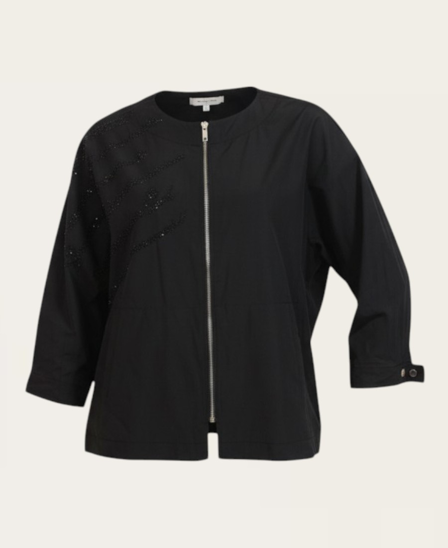 ghost-mannequin-c0cc5c13-2775-4b7d-9316-6b9c132d153e