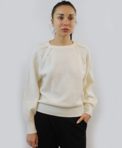 Sweater with pearls on shoulders SW-777